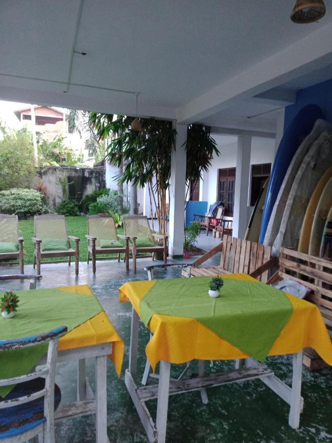 Sun Rest Mirissa Hotel Buitenkant foto